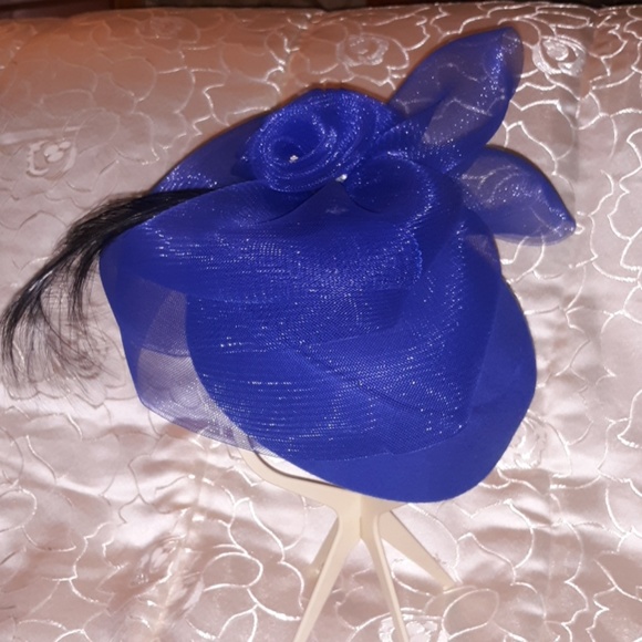 Ravishing blue hat - Picture 7 of 8